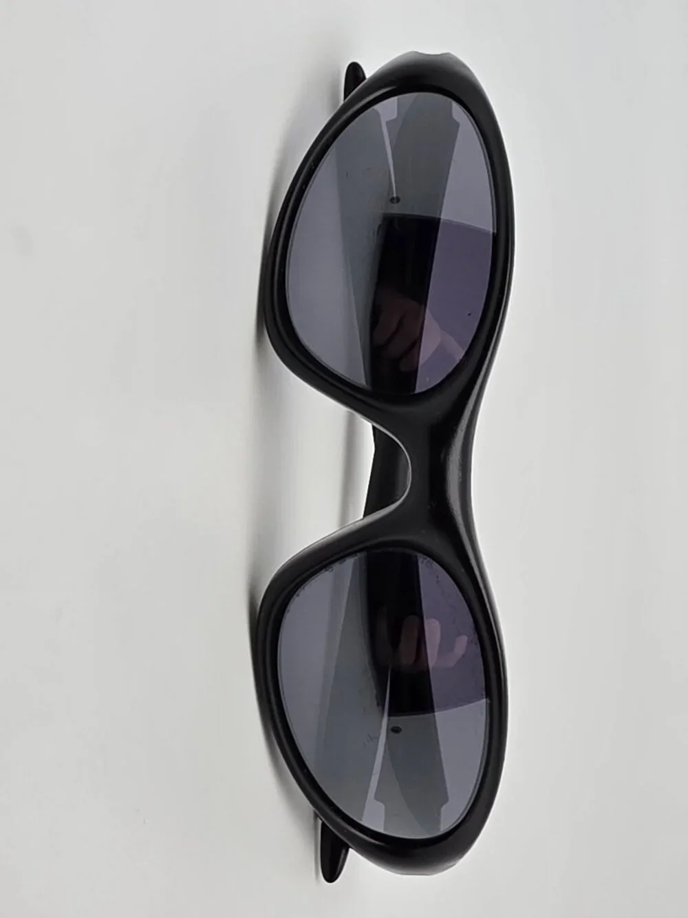 Oakley 04-081 Minute Gen 2.0 Black Frame Black Iridium Lens Sunglasses 54-16-133